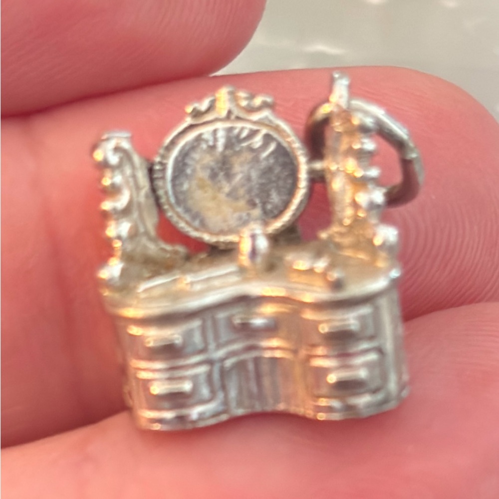 Vintage Sterling Silver Charm Lot – Mixed Makers - Picture 3 of 10
